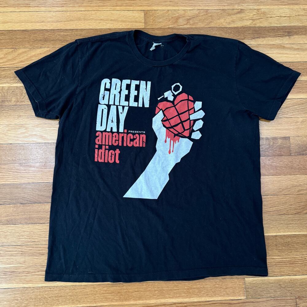 Vintage Green Day T-Shirt American Idiot Rock Band Tee Mens XL Faded Tag Y2K